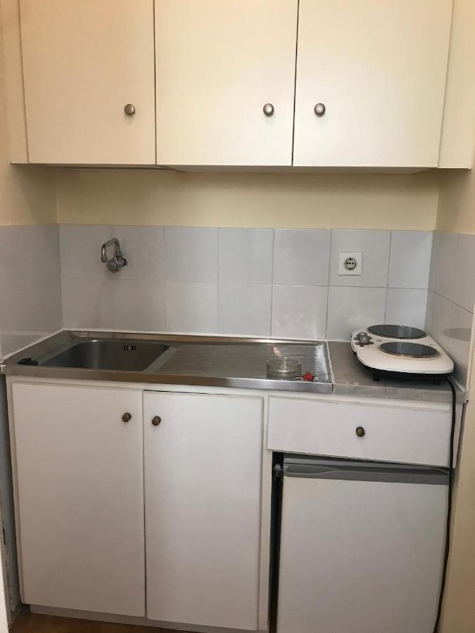 Metropol Studios Nidrí Kültér fotó