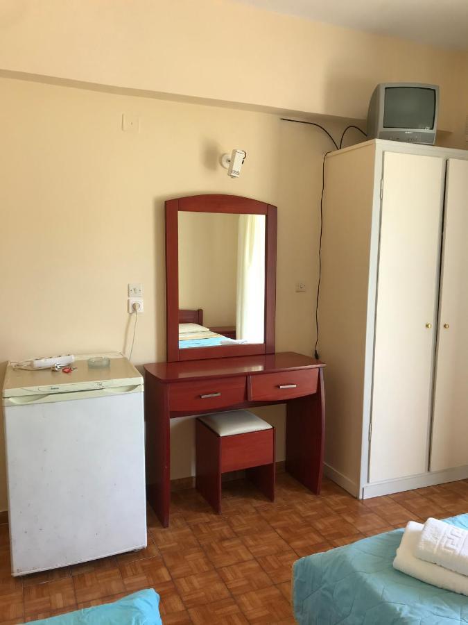 Metropol Studios Nidrí Kültér fotó