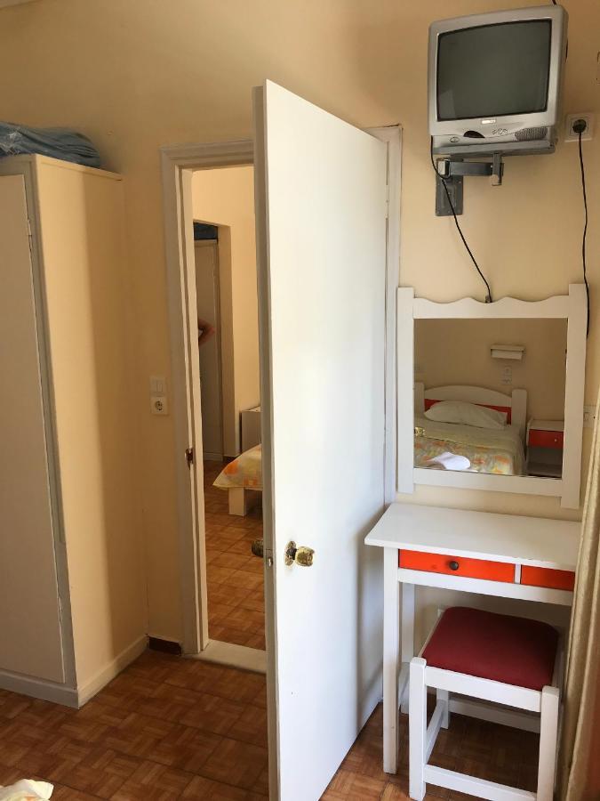 Metropol Studios Nidrí Kültér fotó